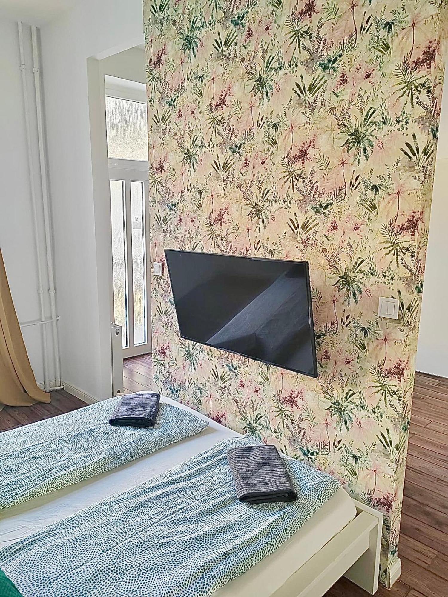 Home R574 #Freeparking Budapest Esterno foto