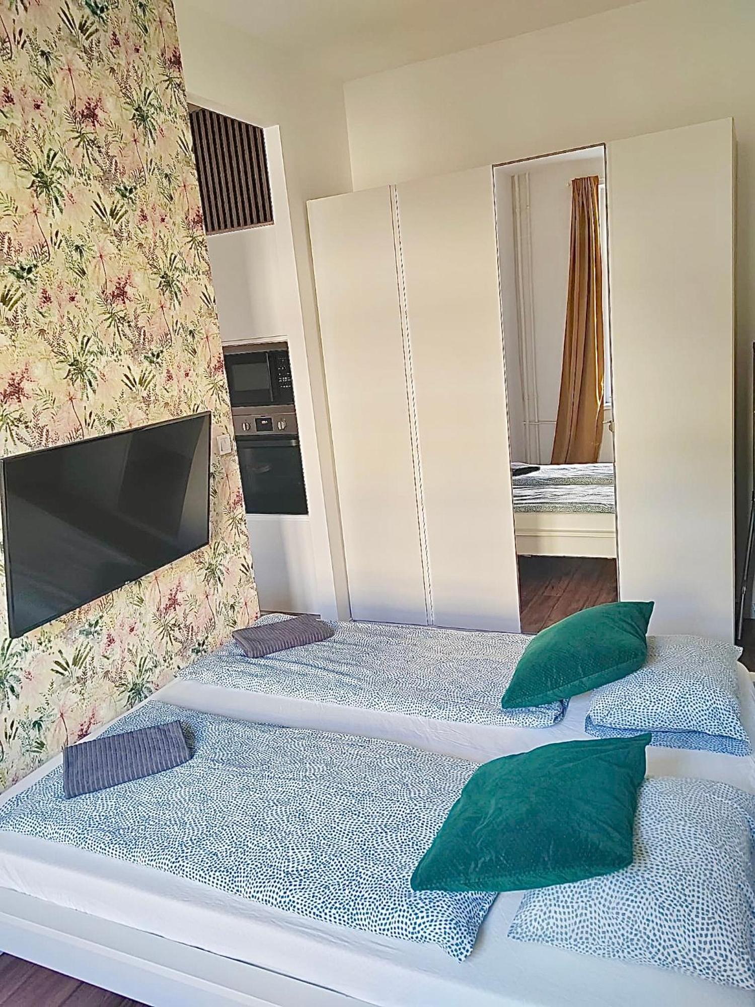 Home R574 #Freeparking Budapest Esterno foto